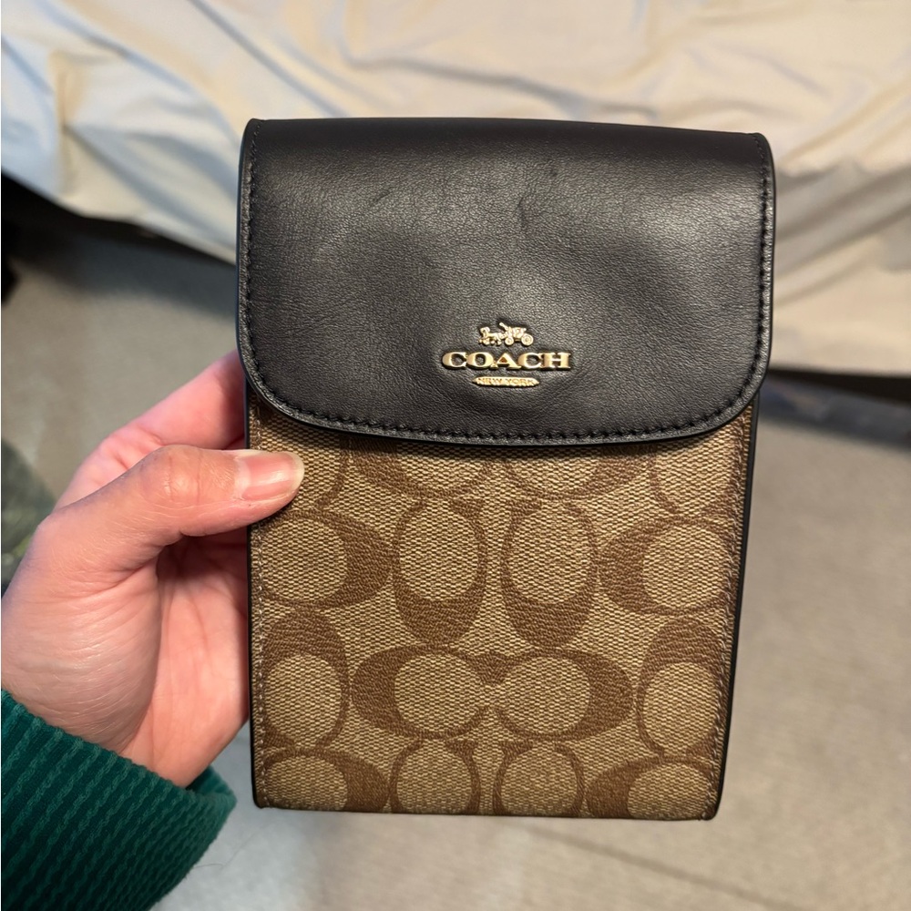 Coach Black and Brown Mini Bag - Picture 3 of 10